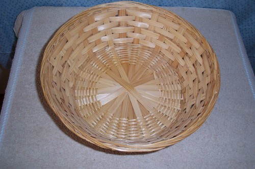 Round open wicker basket - 11",