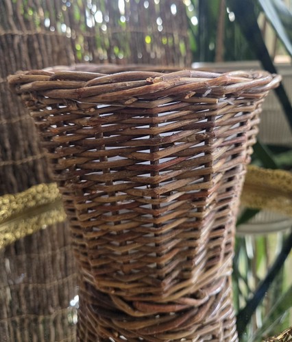 Basket with plastic - with, liner