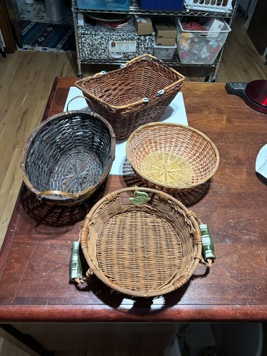 Wicker baskets medium sizes