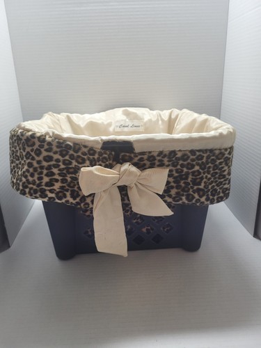 Double sided woven basket - sided,