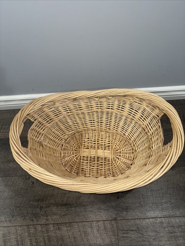 Classic wicker basket - wicker,