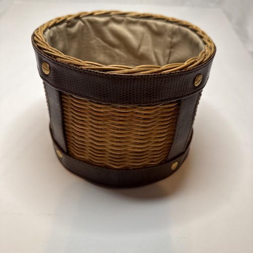 Wicker basket brown - wicker, faux